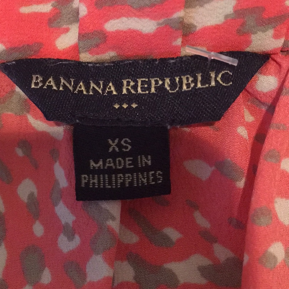 💕💕💕Banana Republic pleated Collar Top with tie - Picture 8 of 8